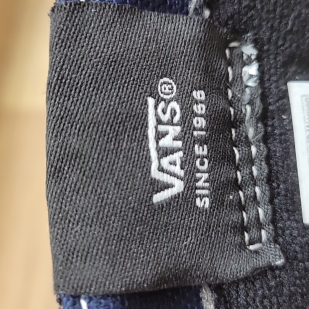 Van's SK8-Hi Brand new. - Picture 10 of 12